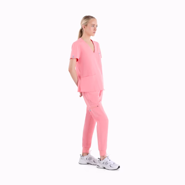 Lily™ Three Pocket Scrub Top